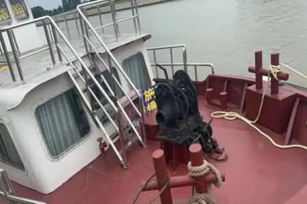 对船舶占有公信力的质疑与否定